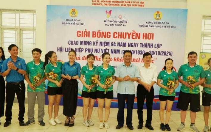 Công đoàn ngành Y tế Hà Tĩnh: Phối hợp tổ chức Giải bóng...